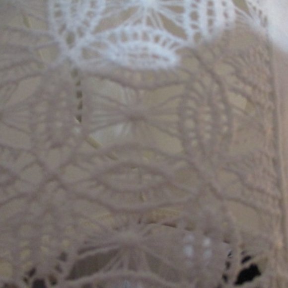 White Lace Shoulder/Sleeve T Shirt - Picture 4 of 7